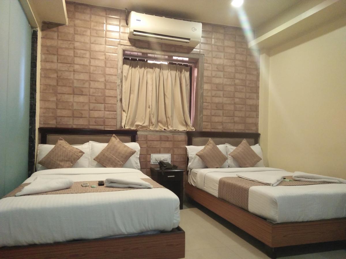 Hotel Gold Coast Bombay Eksteriør billede