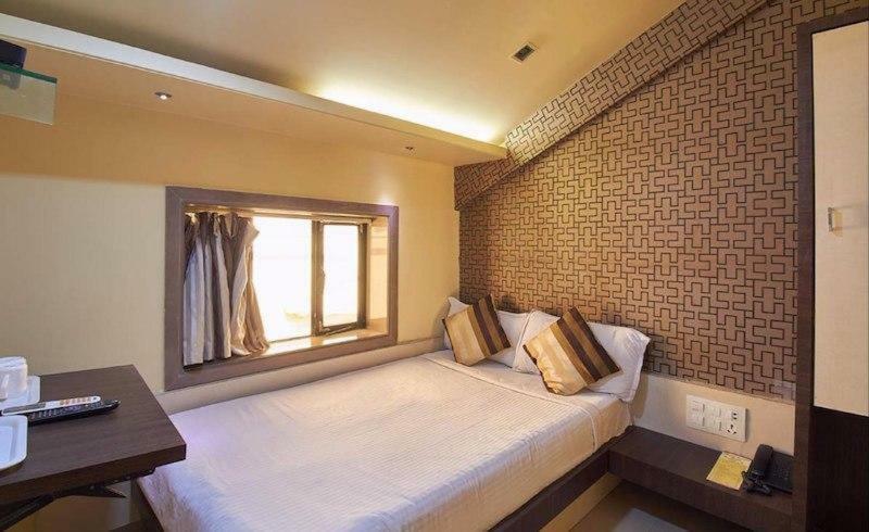 Hotel Gold Coast Bombay Eksteriør billede